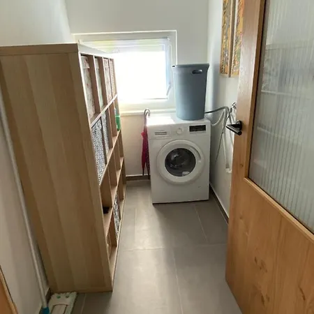 Moderne Kaminstube *