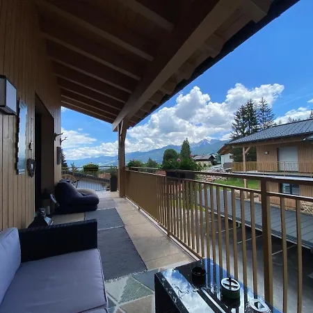 Moderne Kaminstube * Рамзау