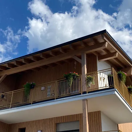 Moderne Kaminstube Рамзау