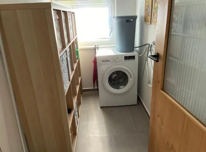 Moderne Kaminstube *