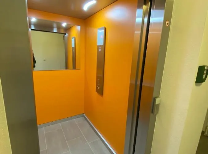 Moderne Kaminstube * 拉姆绍达赫斯坦