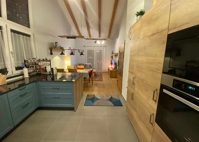 Apartment Moderne Kaminstube