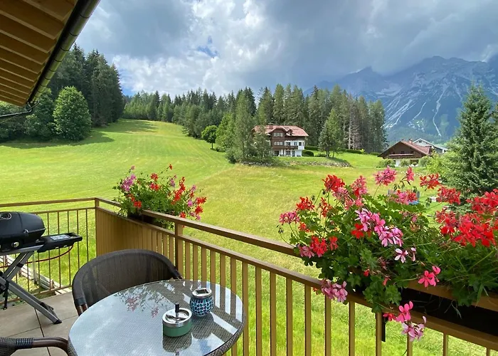 Moderne Kaminstube 公寓